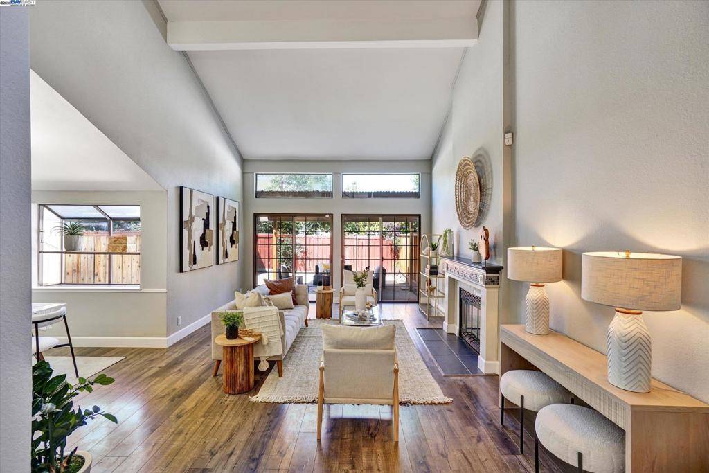 Pleasanton, CA 94566,4374 Valley Ave #D1