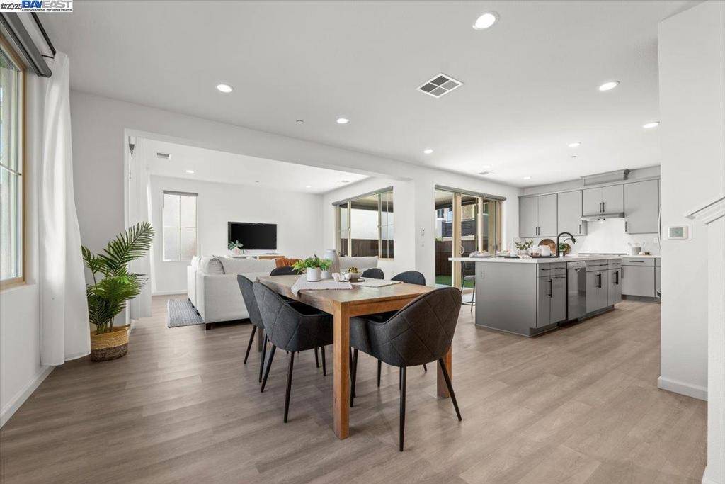 Dublin, CA 94568,6017 Basaltina Pl