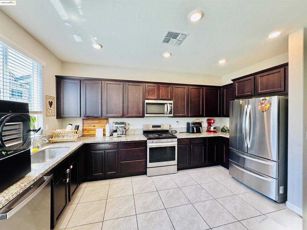Oakley, CA 94561,205 Caputo Cir