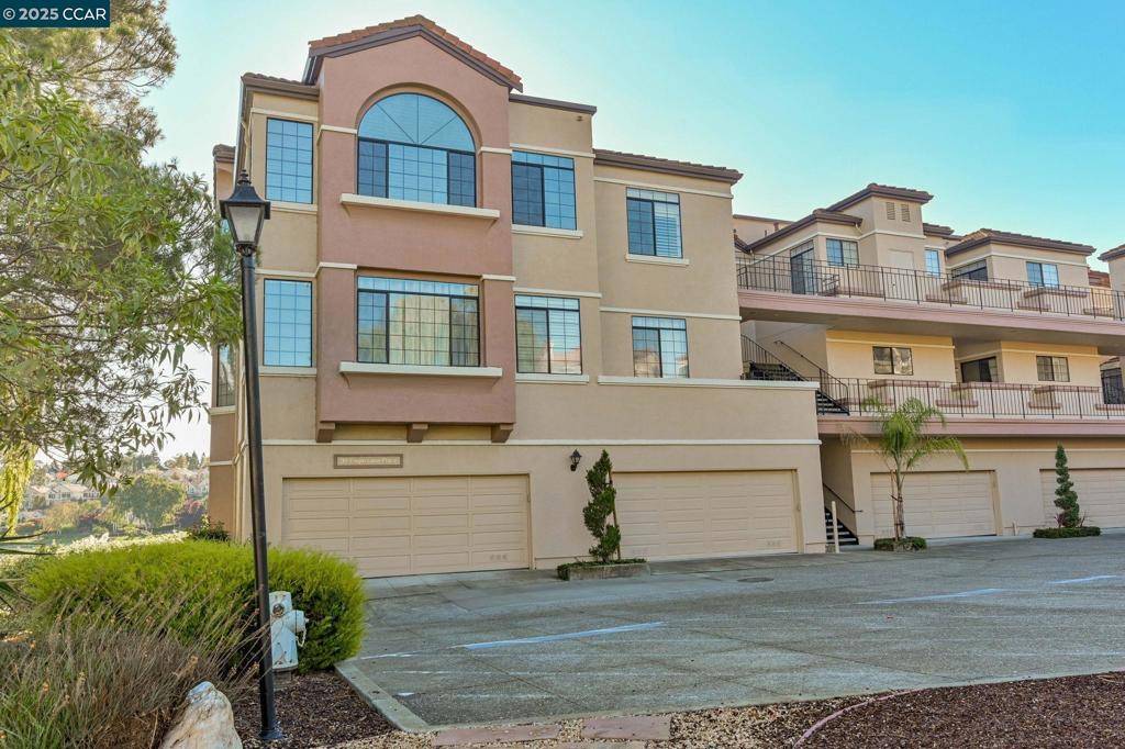San Ramon, CA 94582,30 Eagle Lake Place