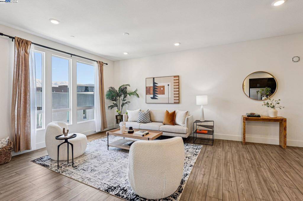 Fremont, CA 94538,45188 Ambition St #402