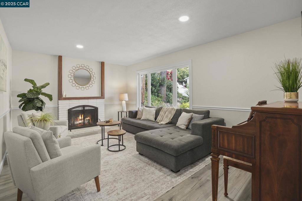 Martinez, CA 94553,711 Sterling Dr