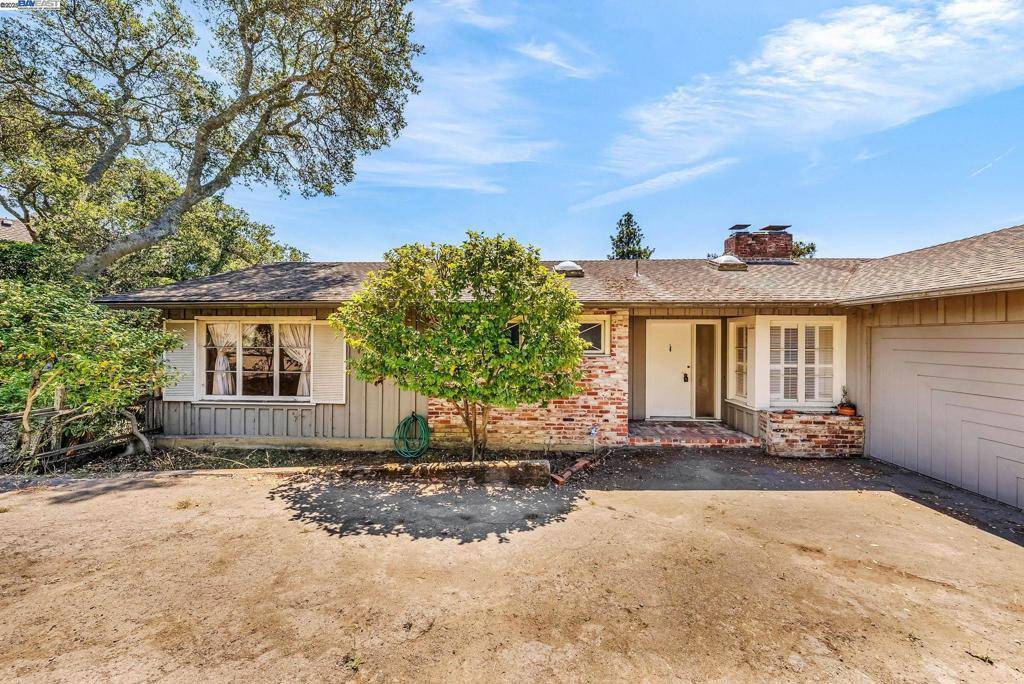 Mill Valley, CA 94941,75 Hillcrest Rd