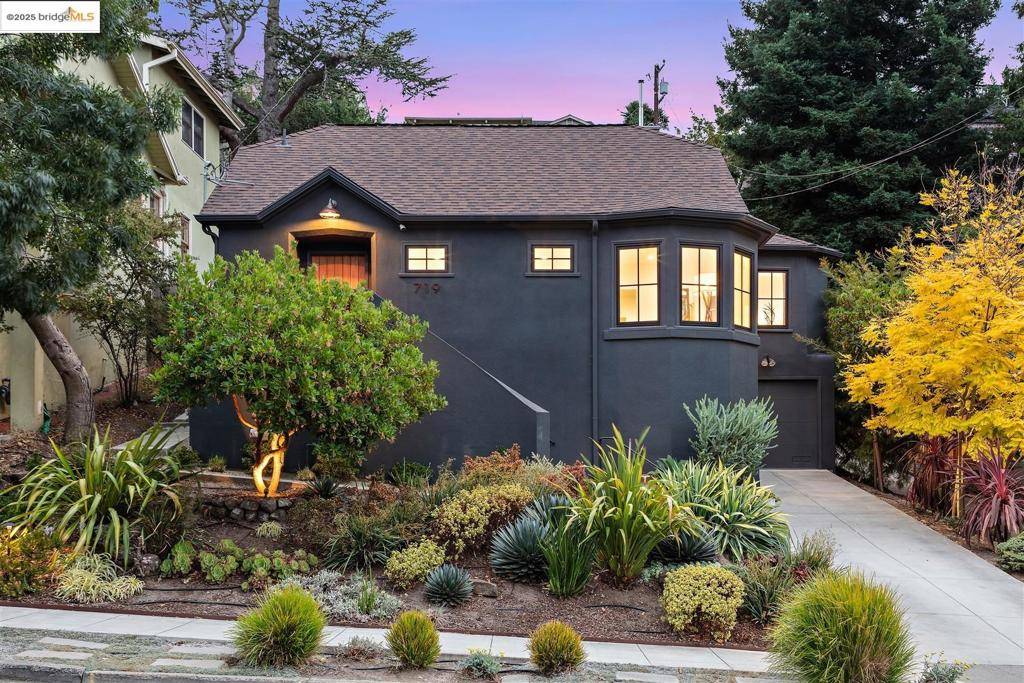 Oakland, CA 94610,719 Walavista