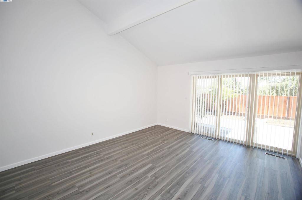 Concord, CA 94521,1302 New Hampshire Dr