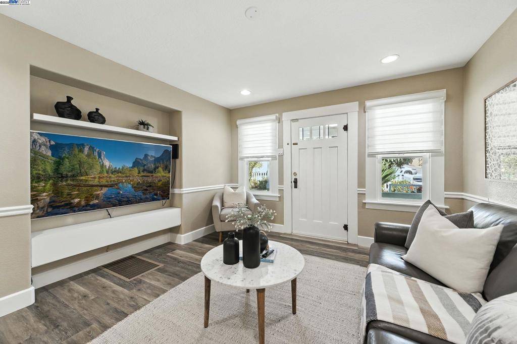 Fremont, CA 94539,43547 Ellsworth St