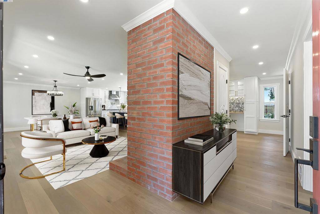 Concord, CA 94521,5701 Lewis Way