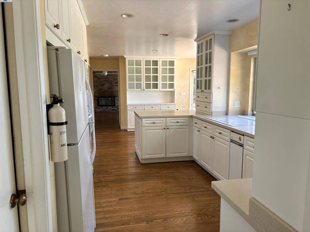 Pleasanton, CA 94566,1742 Beachwood Way