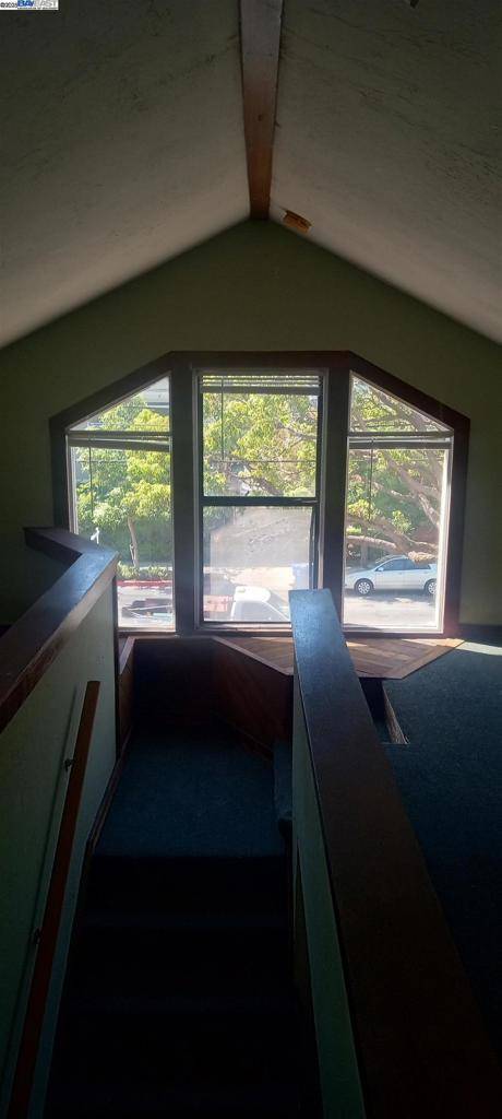 Alameda, CA 94501,1059 Santa Clara Ave