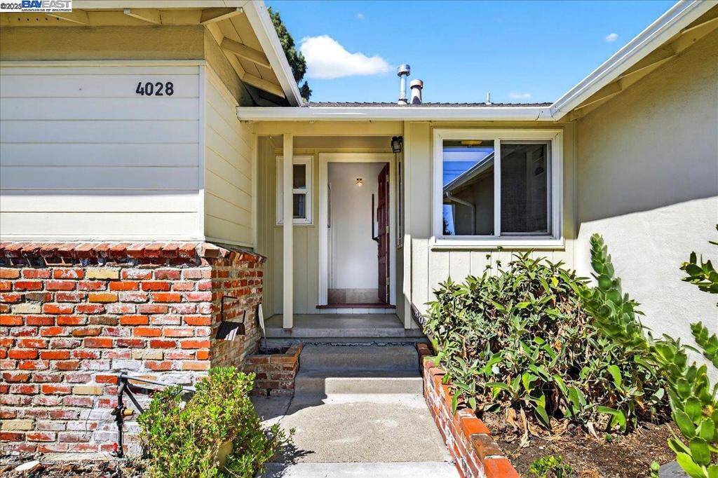 Castro Valley, CA 94546,4028 Meadowview Dr