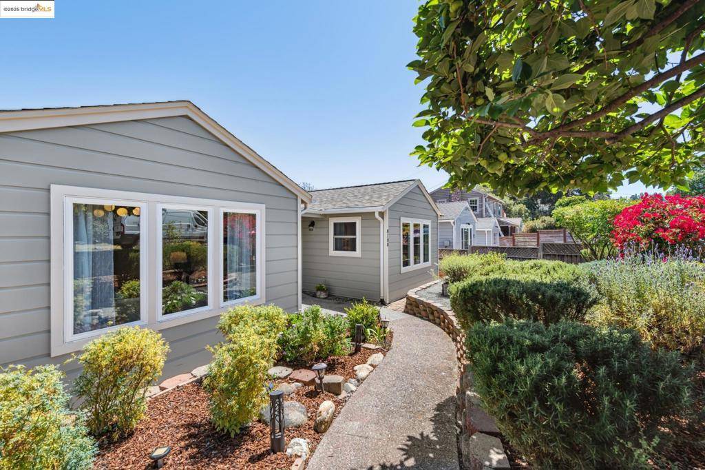 Oakland, CA 94605,8100 Earl St