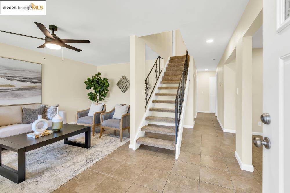 Sacramento, CA 95826,9024 Drury Ct