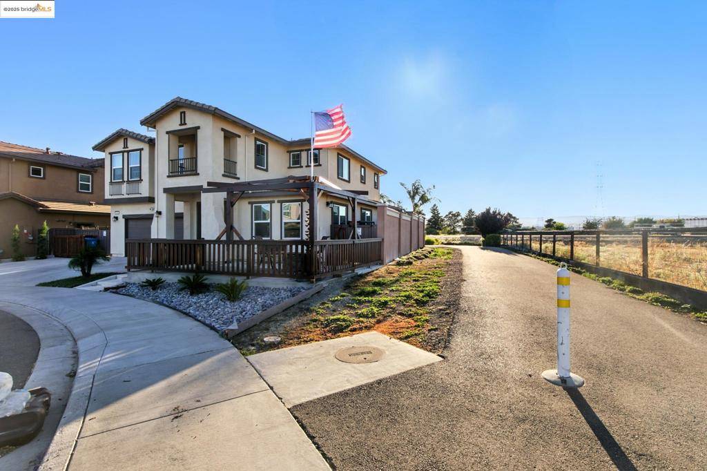 Vacaville, CA 95688,536 Aster St