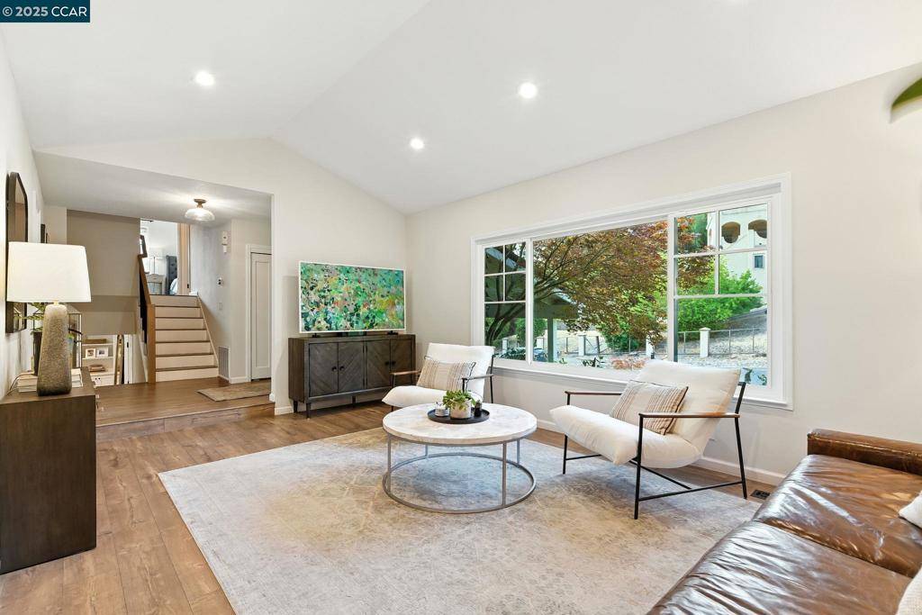 Walnut Creek, CA 94597,116 Rosemont Ct