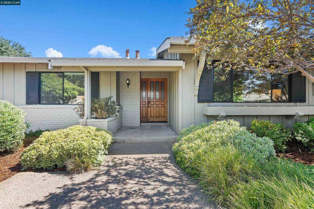Walnut Creek, CA 94598,372 El Divisadero Ave
