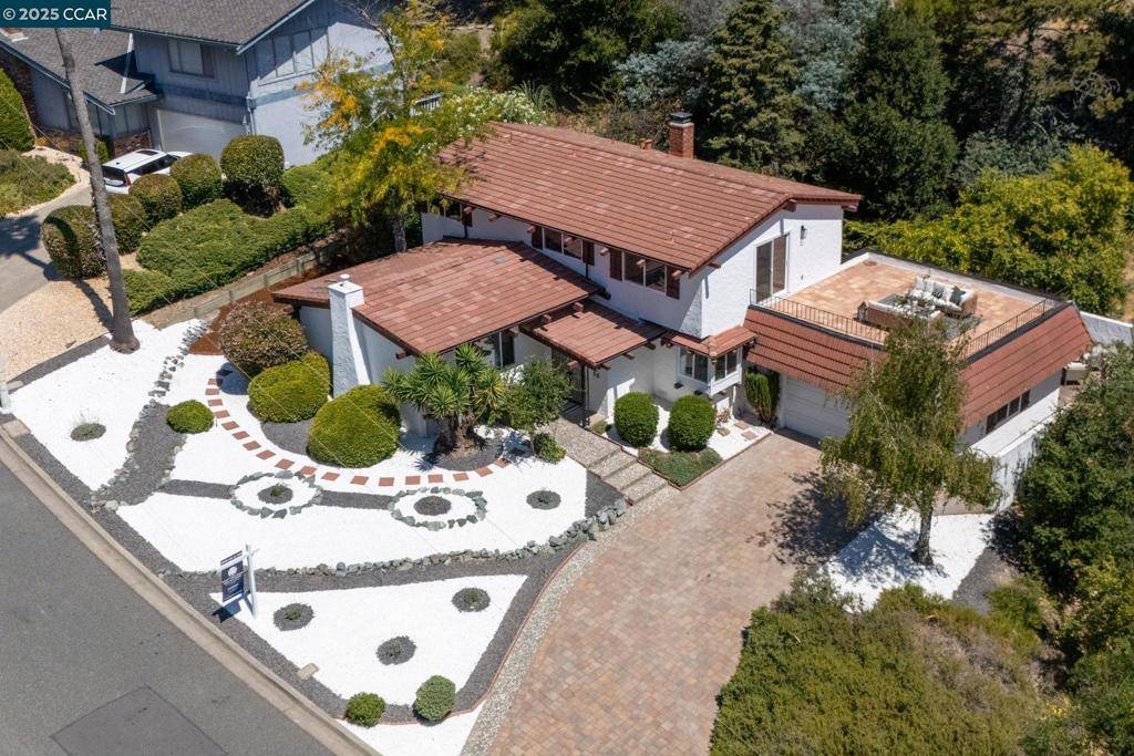 Moraga, CA 94556,58 Ashbrook Pl