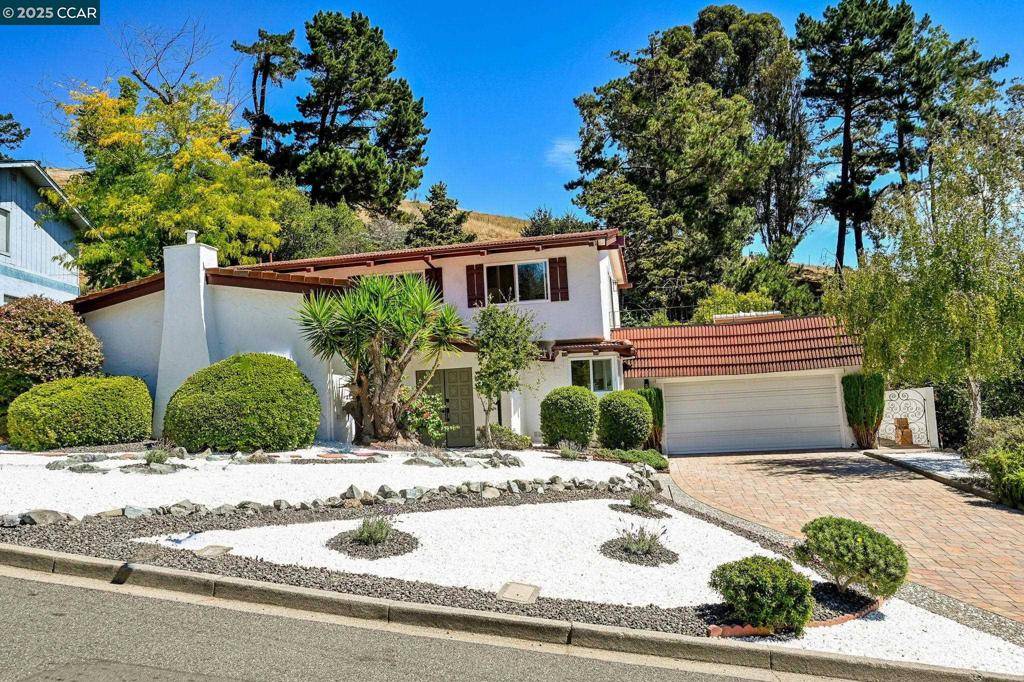 Moraga, CA 94556,58 Ashbrook Pl