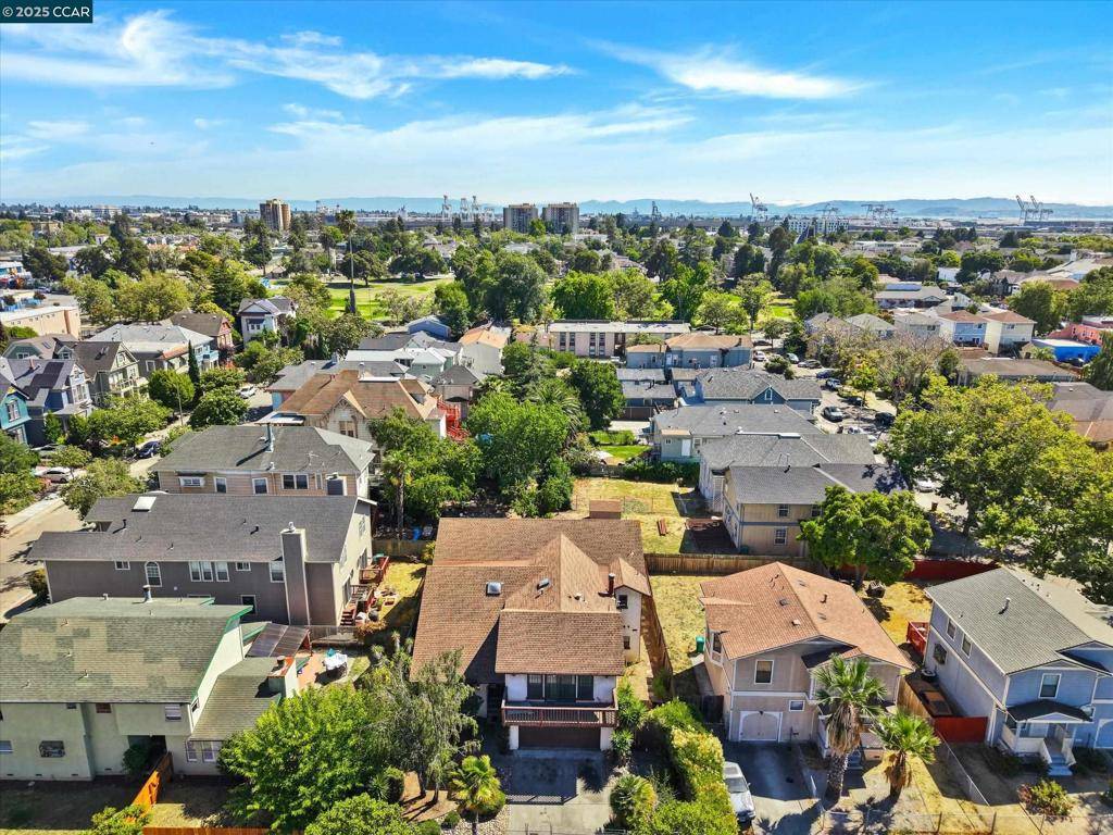 Oakland, CA 94607,1069 16Th St