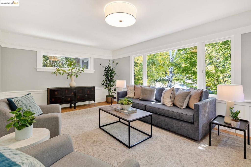 Piedmont, CA 94610,155 Arbor Dr