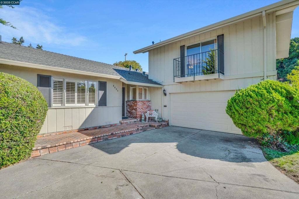 Richmond, CA 94803,4404 Meadowbrook Dr