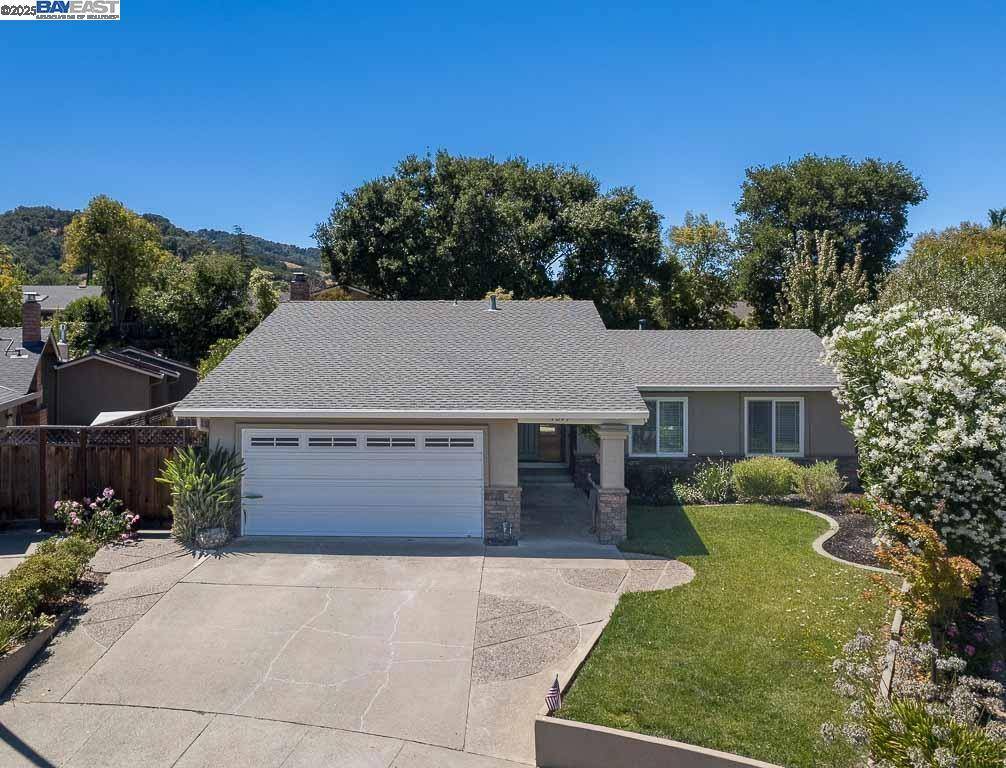 Pleasanton, CA 94588,7897 Meadowbrook Court