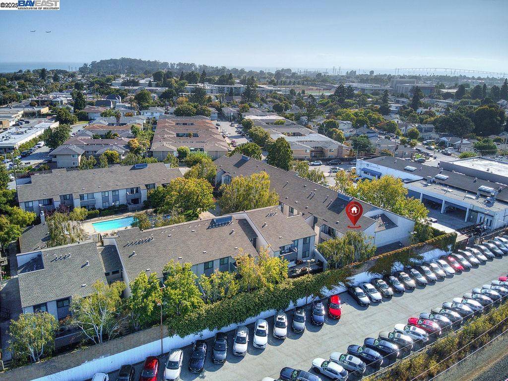 San Mateo, CA 94401,845 Woodside Way #111