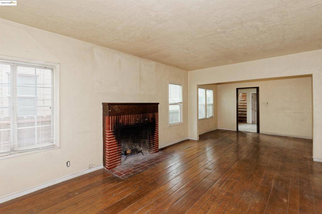 Oakland, CA 94605,2762 76Th Ave