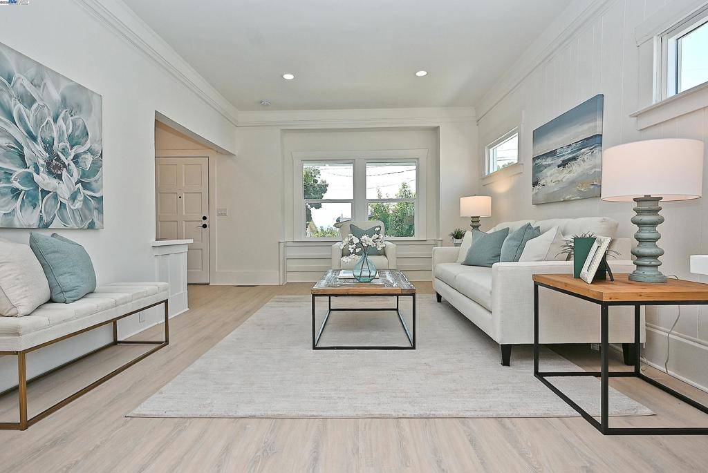 Oakland, CA 94601,3914 Aqua Vista St
