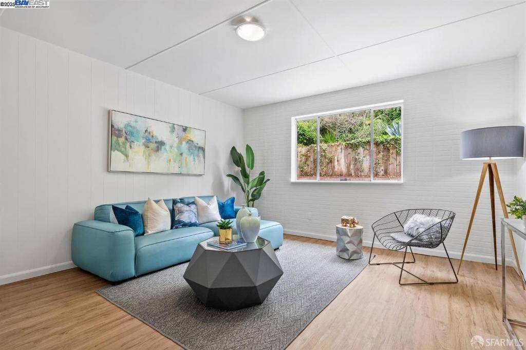 San Francisco, CA 94127,378 Mangels Ave