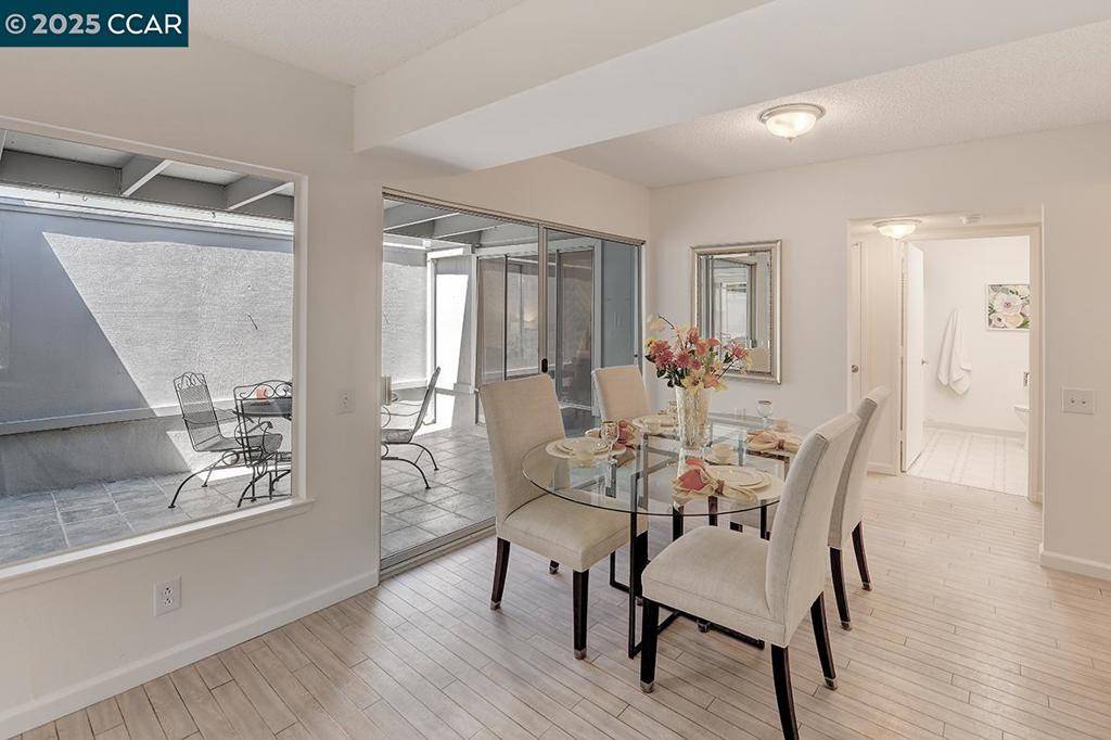 Walnut Creek, CA 94595,1517 Oakmont #3