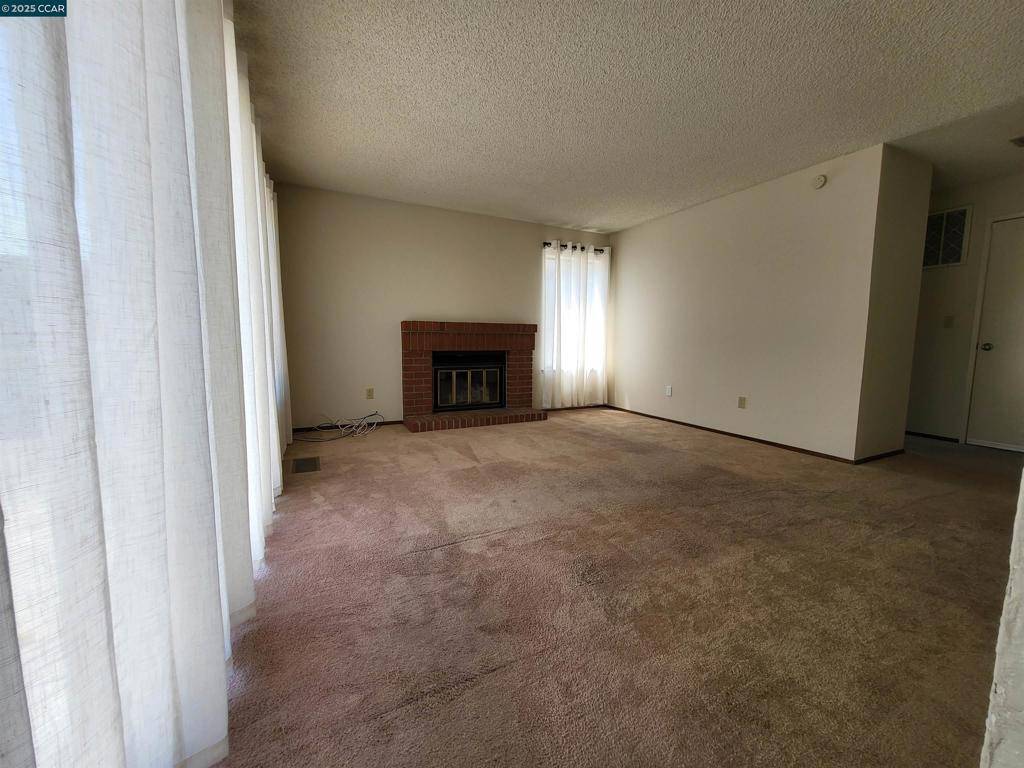 Hercules, CA 94547,375 Turquoise Dr
