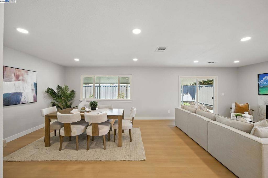 Fremont, CA 94538,5525 Roosevelt Pl