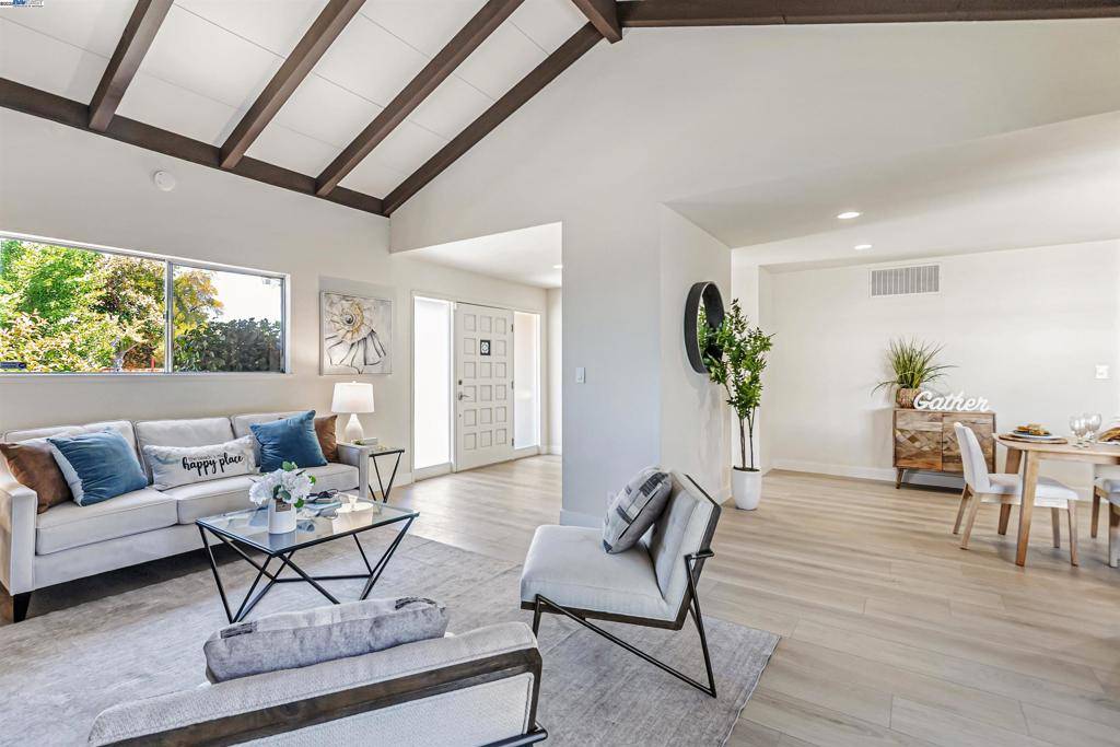 Campbell, CA 95008,11 N Jim Elder Drive