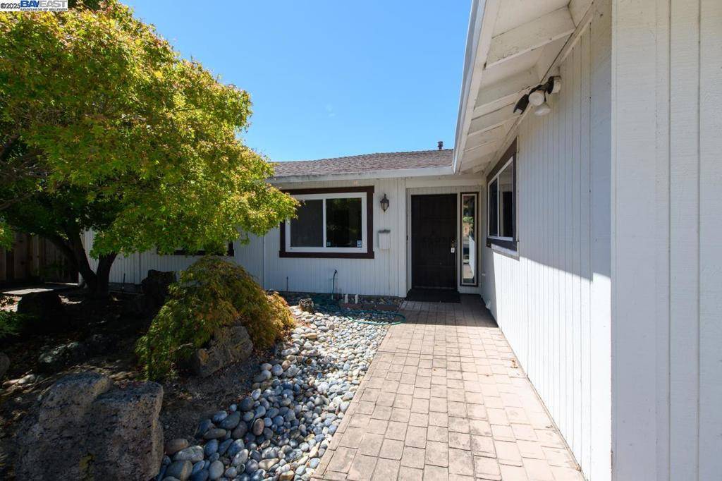 Fremont, CA 94536,38071 3rd St