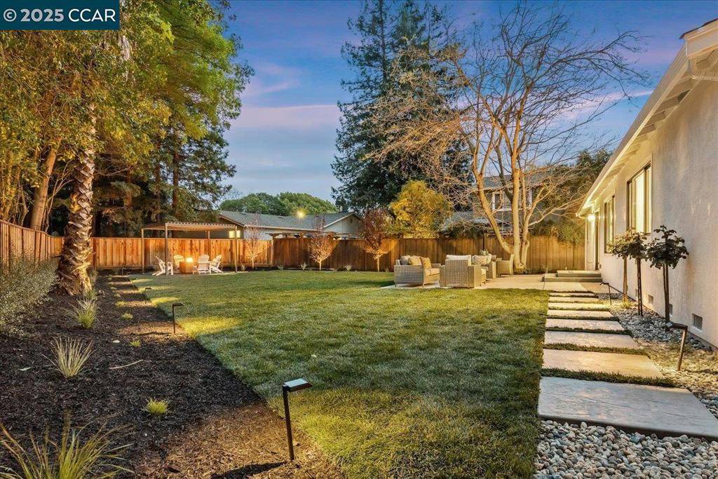Danville, CA 94526,721 Sinnet Ct