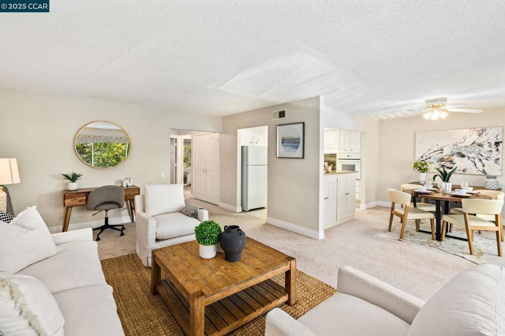 Walnut Creek, CA 94595,2817 Golden Rain Rd #14