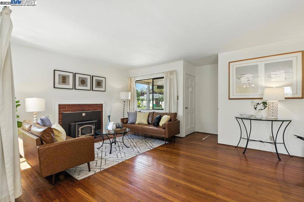 San Lorenzo, CA 94580,15967 Paseo Del Campo