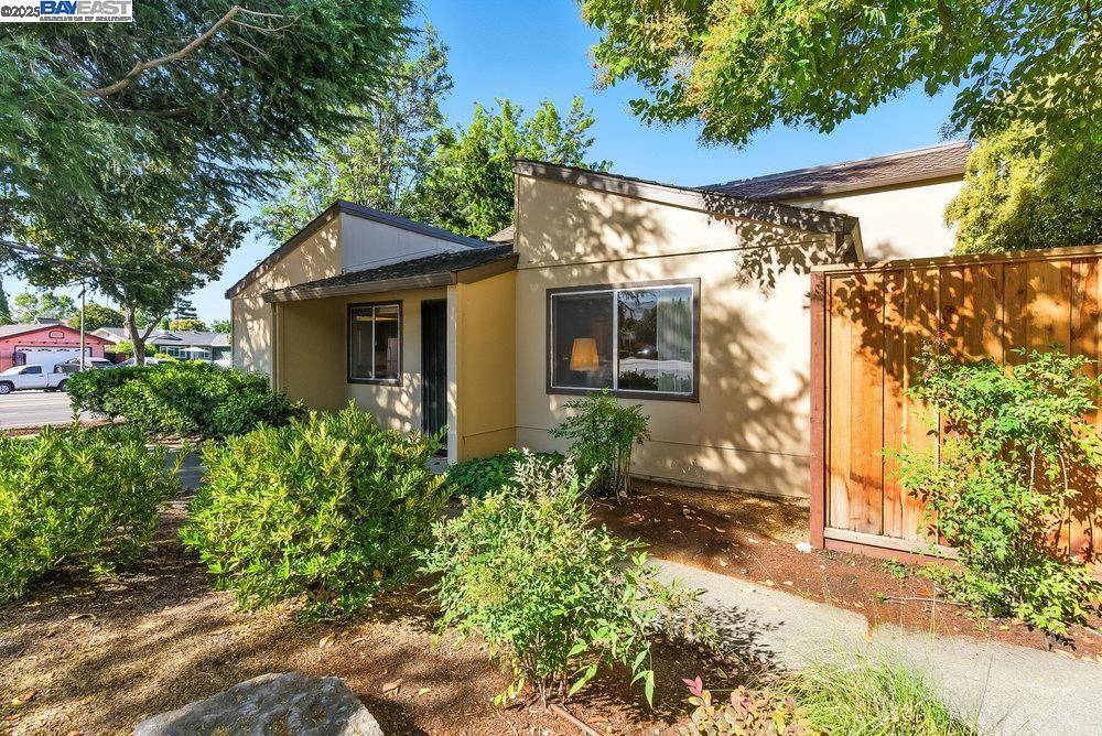 Milpitas, CA 95035,1975 Landess Ave