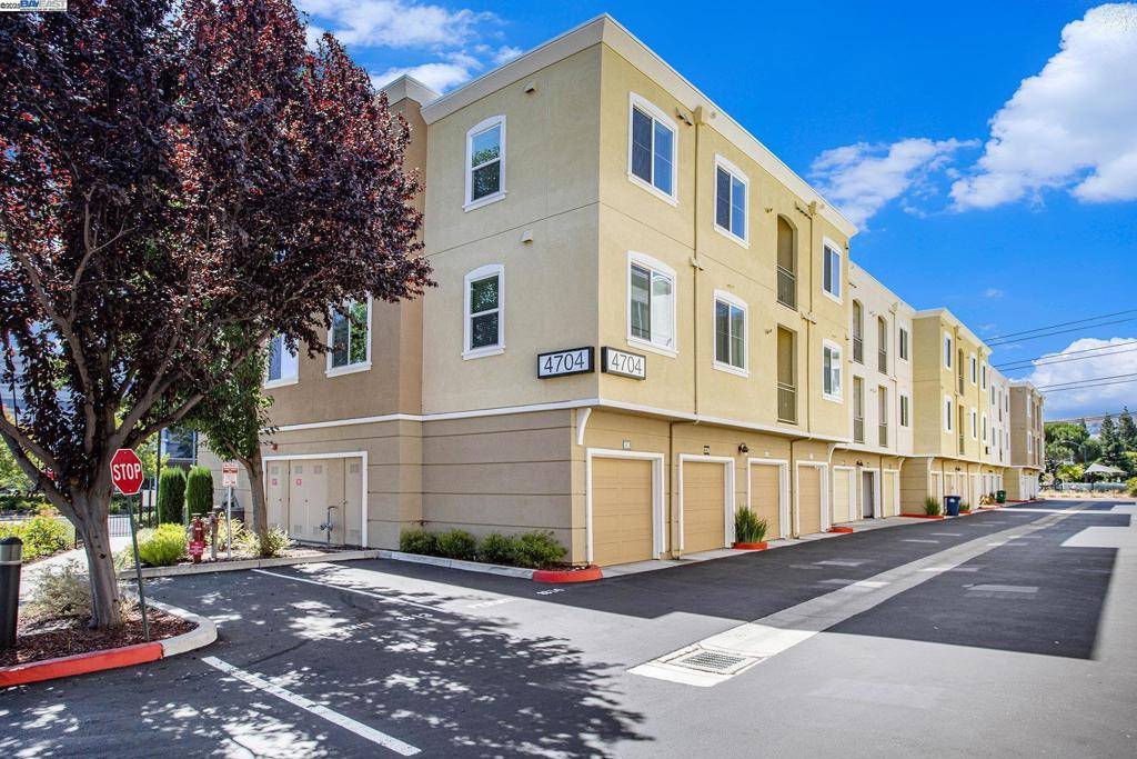 San Ramon, CA 94583,4704 NORRIS CANYON RD #206