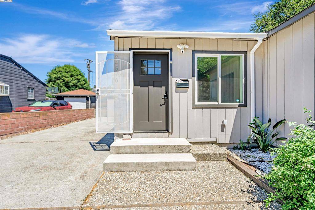 Hayward, CA 94544,24576 Oneil Ave