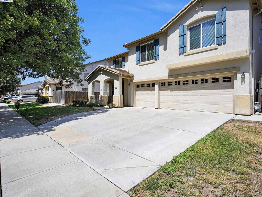 Patterson, CA 95363,1413 Angus St