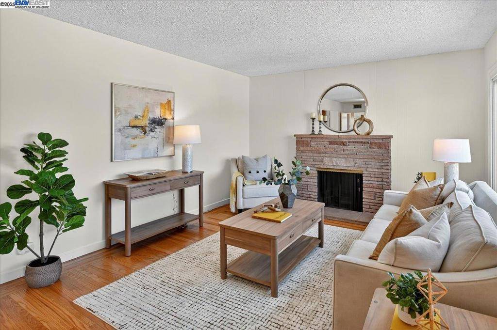 San Leandro, CA 94577,2027 Pacific Ave