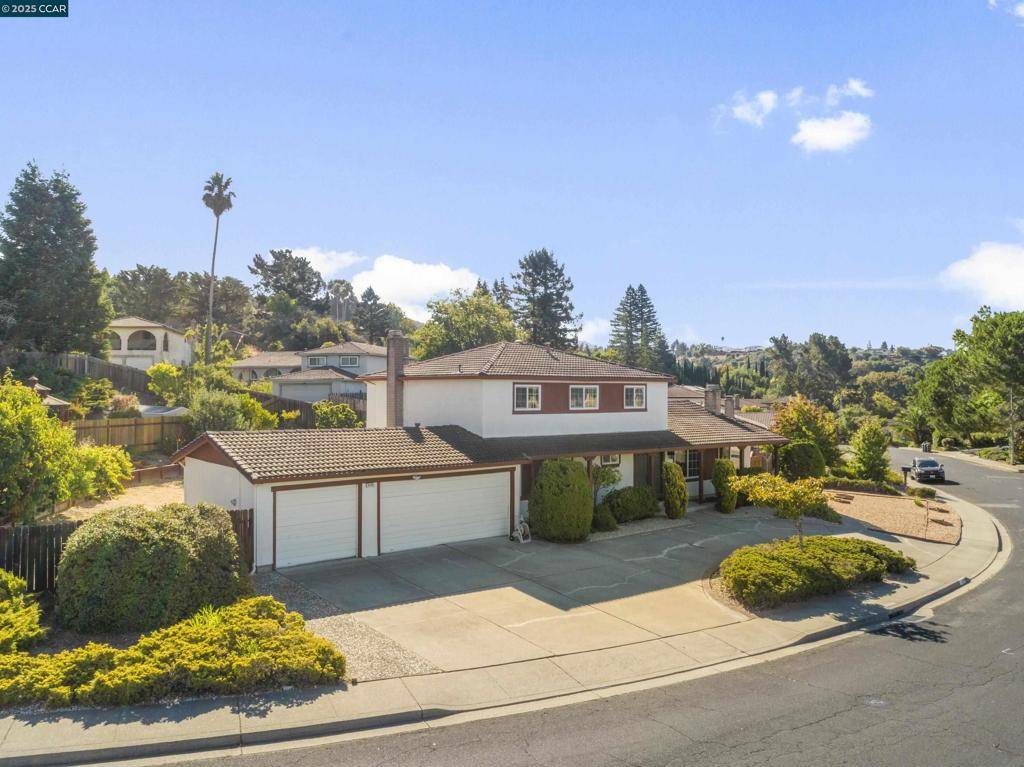 El Sobrante, CA 94803,5160 Heavenly Ridge Ln