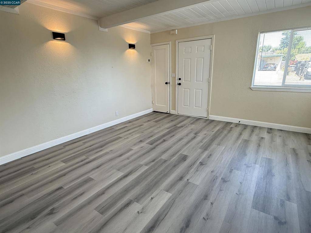 Vallejo, CA 94591,457 La Jolla St