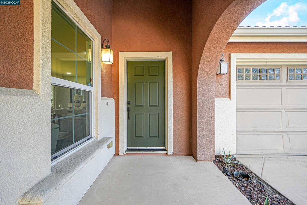 Lathrop, CA 95330,250 Craftsman Ct
