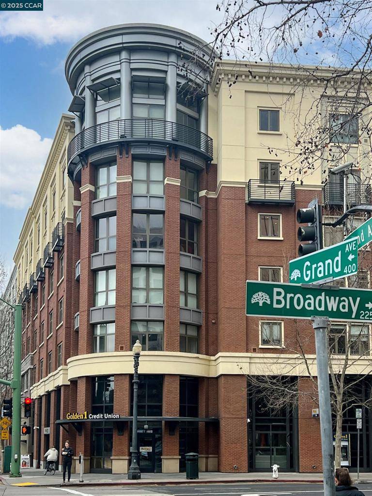 Oakland, CA 94612,438 W Grand Ave #528