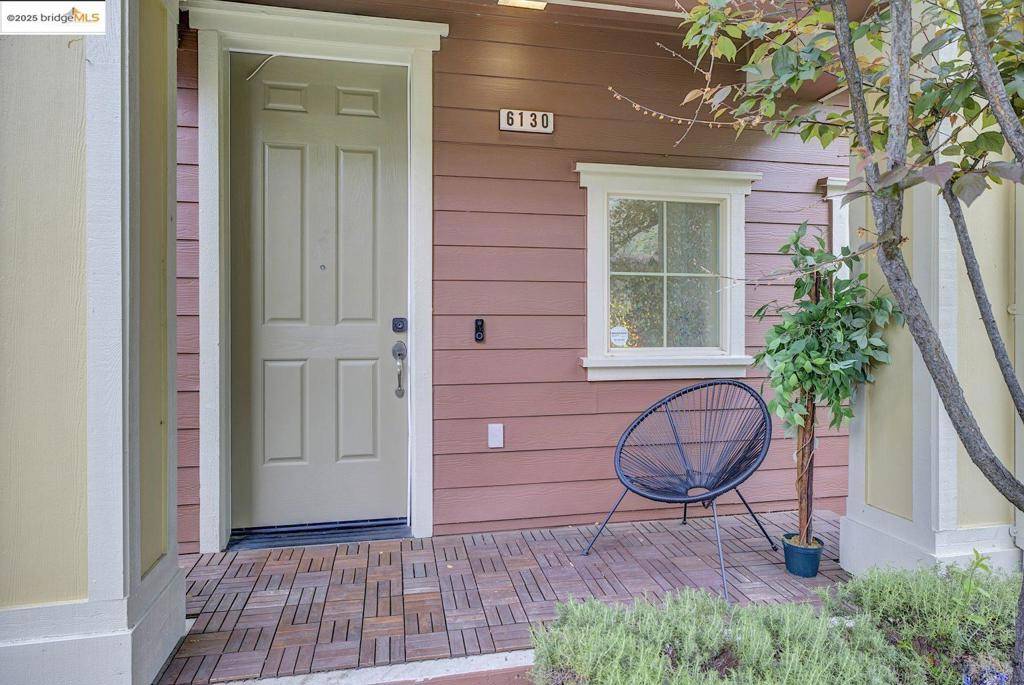 Oakland, CA 94605,6130 Old Quarry Loop