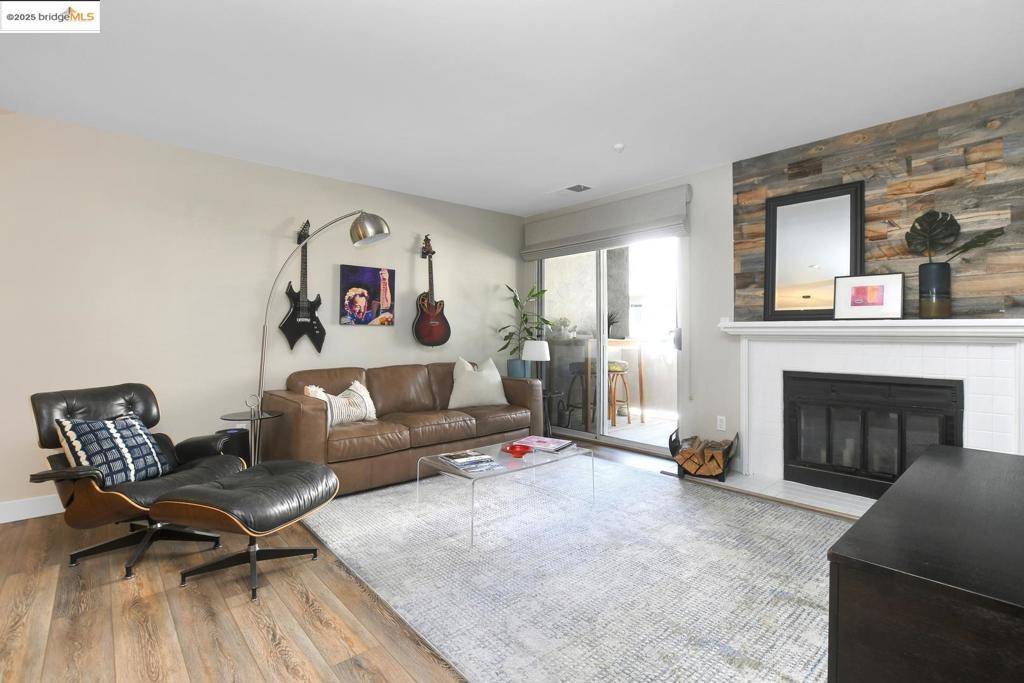 Walnut Creek, CA 94597,3183 Wayside PLZ #APT 103