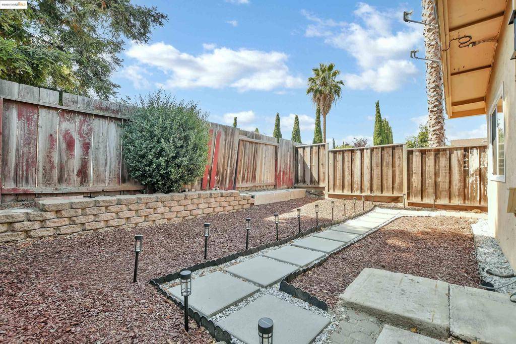 Milpitas, CA 95035,185 Evening Star Ct