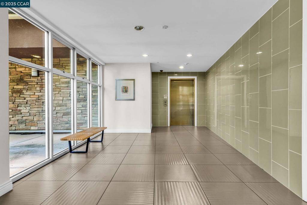 Walnut Creek, CA 94596,1310 Creekside Drive #303